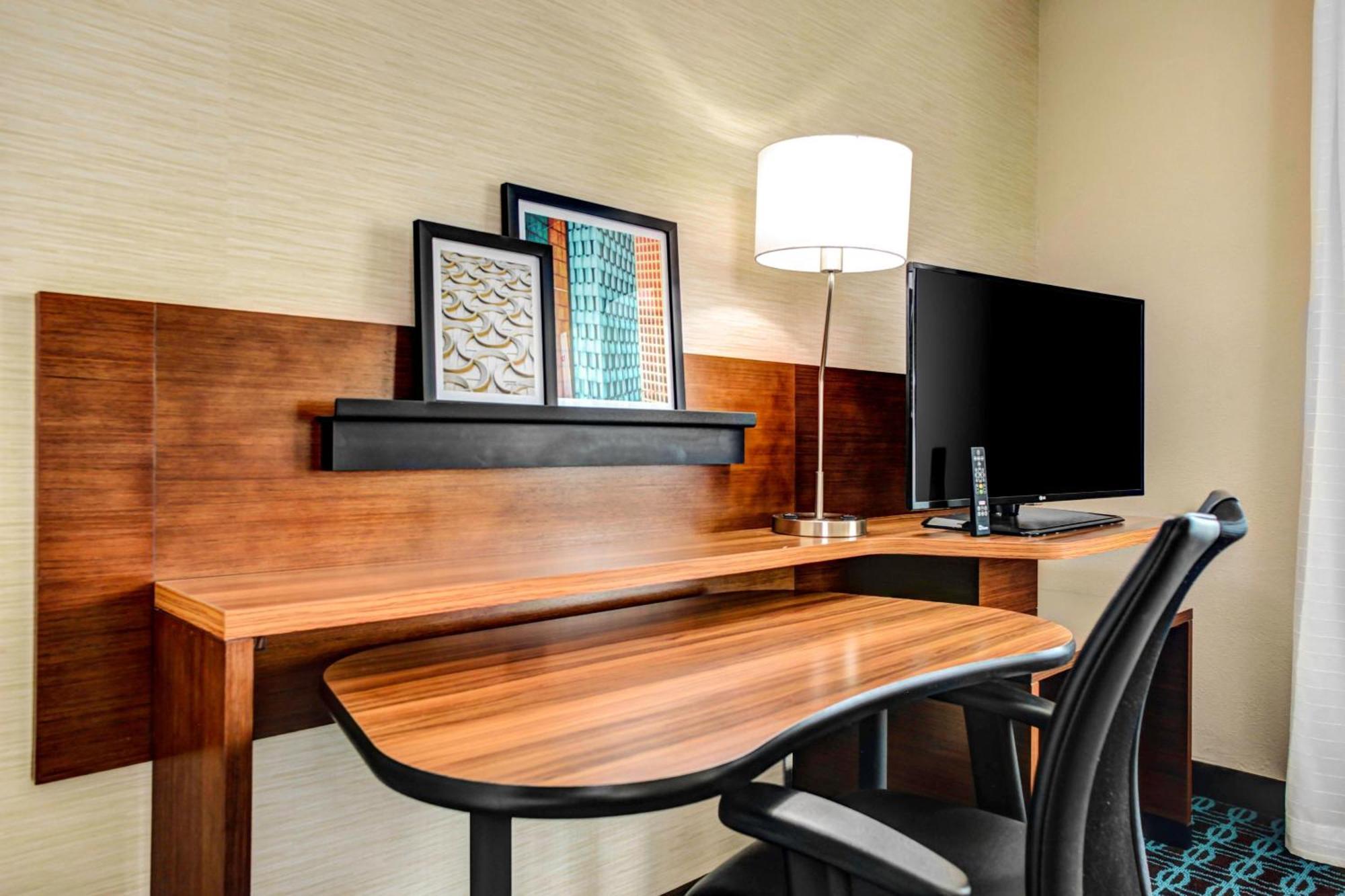 Fairfield Inn & Suites By Marriott Lansing At Eastwood Eksteriør bilde