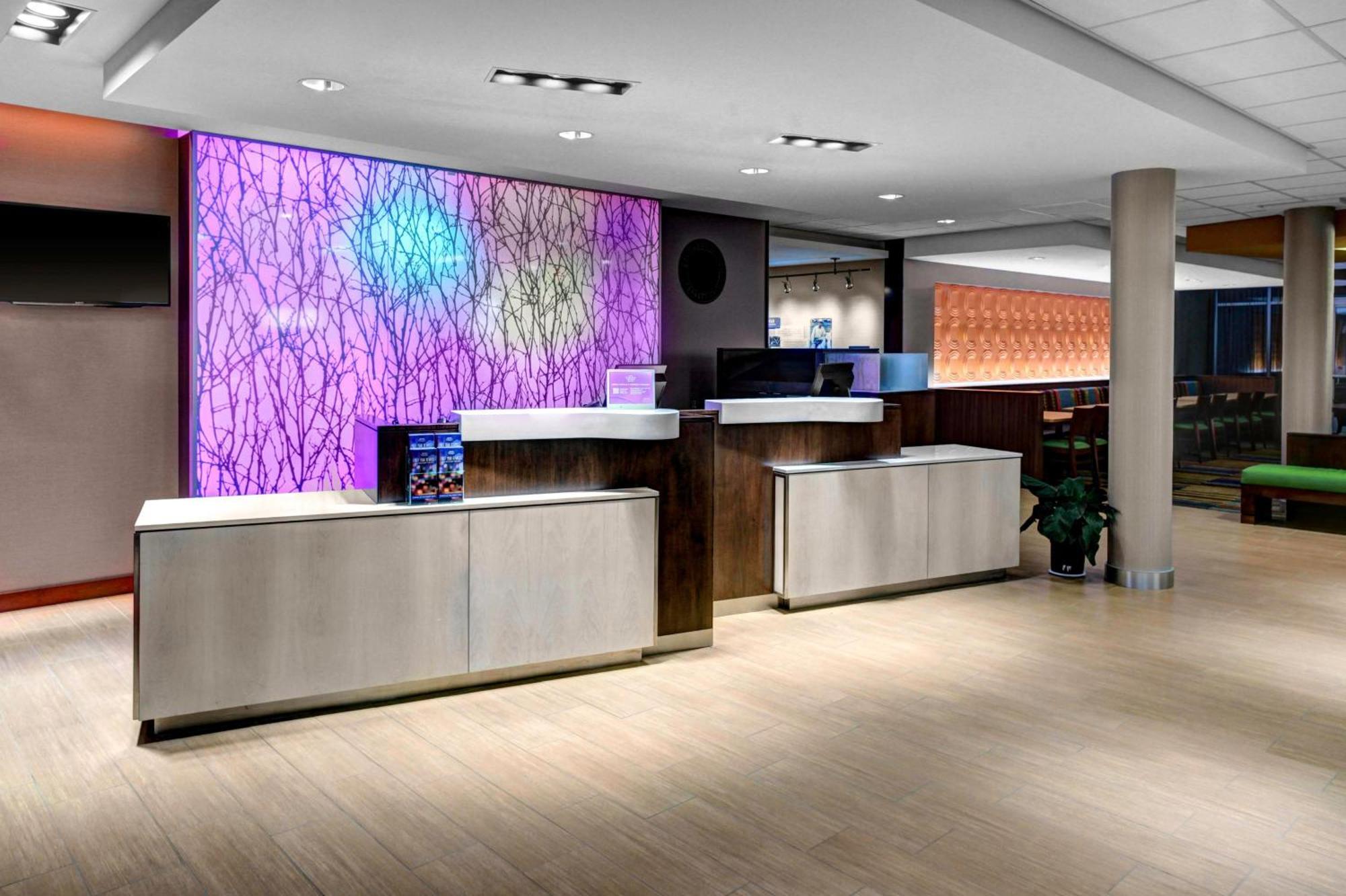 Fairfield Inn & Suites By Marriott Lansing At Eastwood Eksteriør bilde