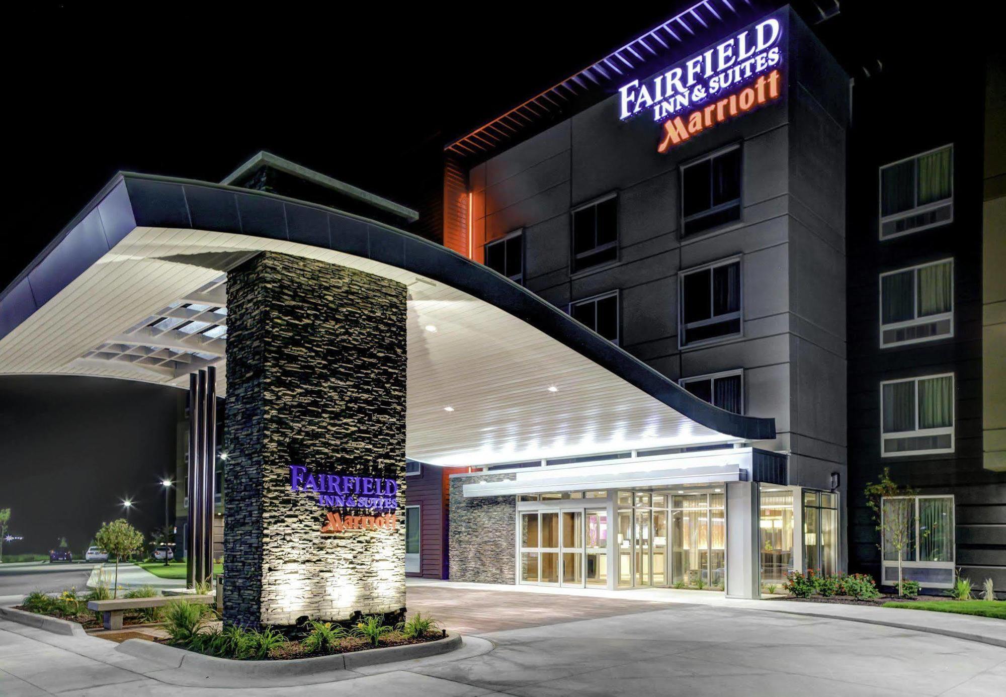 Fairfield Inn & Suites By Marriott Lansing At Eastwood Eksteriør bilde