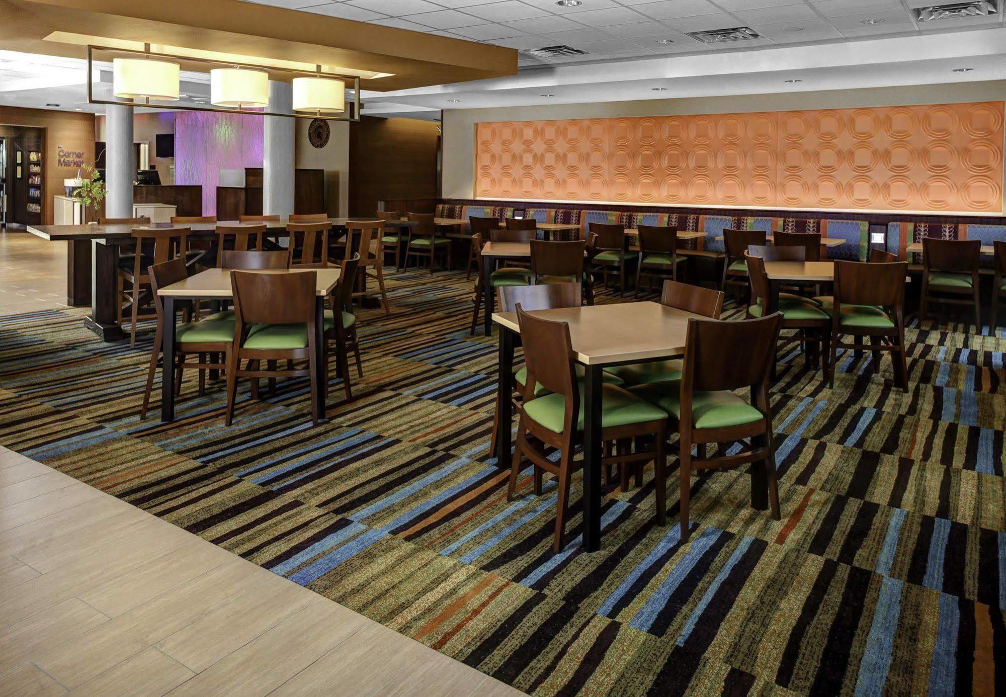 Fairfield Inn & Suites By Marriott Lansing At Eastwood Eksteriør bilde